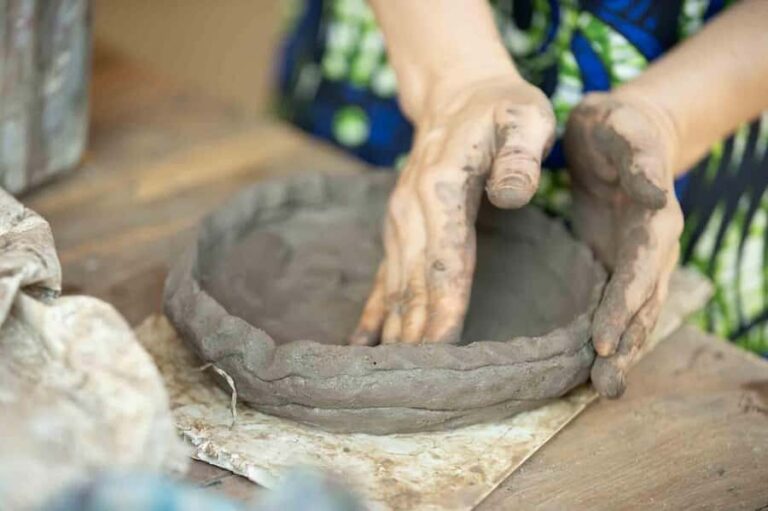 Kigali: Traditional Kubumba Pottery Making with Local Women - Inside the one-hour session: from cultural intro to your finished piece