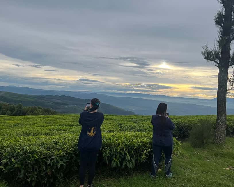Kigali:1 Day Nyungwe Canopy Walk & Waterfall Tour adventure - Transportation and timing: why the 4.5-hour ride matters