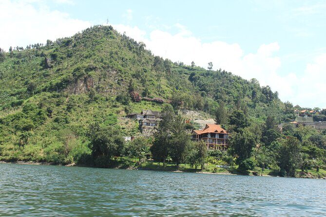 Lake Kivu Boat Trips & Experiences - The real star for many people: night fishing on Lake Kivu